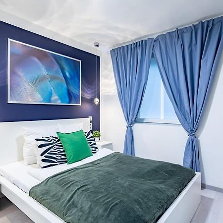 Central - New - Quiet Sleep Apartment Будапеща Екстериор снимка